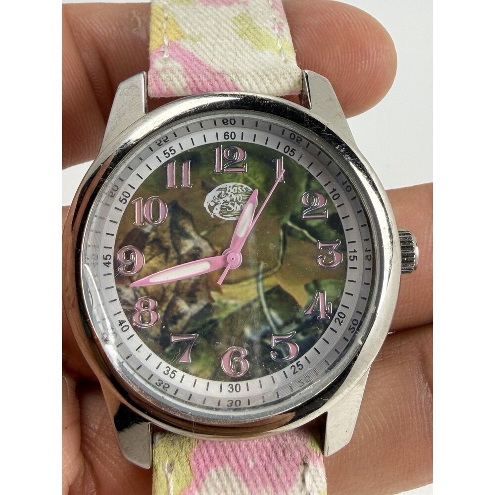 Bass Pro Shops Women’s Pink Camo Quartz Watch BP400LPSP 36mm New Battery